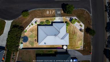 House For Sale - QLD - Southside - 4570 - ATTENTION: Investors, Families, Downsizers  (Image 2)