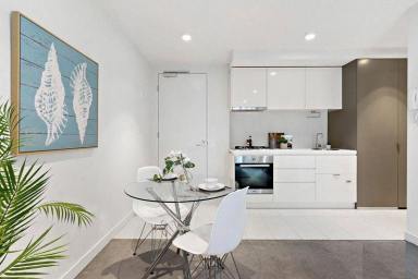 Apartment For Sale - VIC - Melbourne - 3000 - Vibrant City Lifestyle or Prime Investment in the Heart of Melbourne  (Image 2)