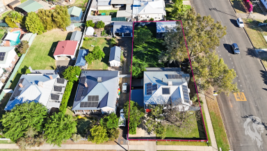 House For Sale - NSW - Narrabri - 2390 - SPACIOUS DOUBLE-STOREY FAMILY HOME (Image 2)