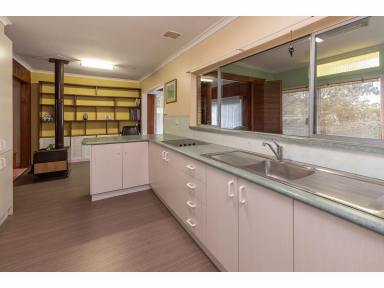 House For Sale - NSW - Forster - 2428 - 3 Bedroom Forster Home With Charm  (Image 2)