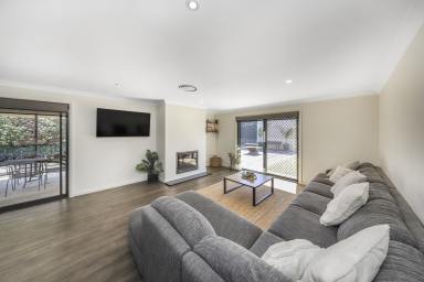 House For Sale - NSW - Tumut - 2720 - It's got the lot!  (Image 2)