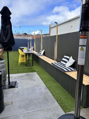 Business For Sale - VIC - Trafalgar - 3824 - Irish Bar & Restaurant with Strong Following Walk-In Opportunity  (Image 2)