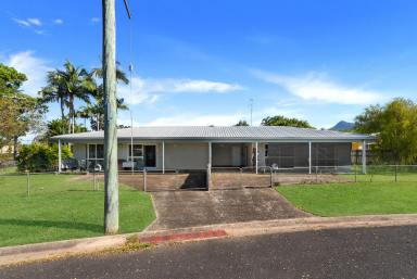 Duplex/Semi-detached For Sale - QLD - Edmonton - 4869 - FULL DUPLEX, NO BODY CORPORATE (Image 2)