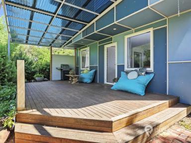 House For Sale - VIC - Sandy Point - 3959 - RENOVATED BEACH HOME WITH FARMLAND OUTLOOK  (Image 2)