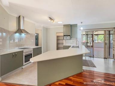 House For Sale - QLD - Mareeba - 4880 - SOLID, WELL-KEPT HOME ON 5,309M2 - MINUTES TO TOWN  (Image 2)