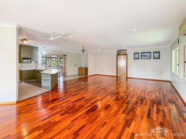 House For Sale - QLD - Mareeba - 4880 - SOLID, WELL-KEPT HOME ON 5,309M2 - MINUTES TO TOWN  (Image 2)