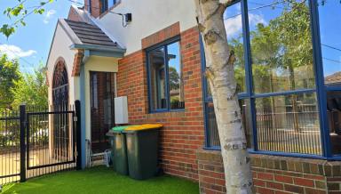 House For Sale - VIC - Bentleigh - 3204 - Best Value Standalone House in the McKinnon School Zone  (Image 2)