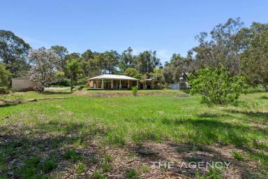 House For Sale - WA - Mount Helena - 6082 - Opportunity knocks!!!!  (Image 2)