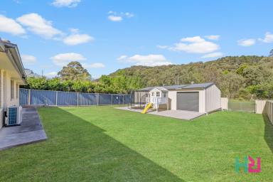 House For Sale - NSW - Lithgow - 2790 - Spacious Family Living with Modern Comfort & Convenience  (Image 2)