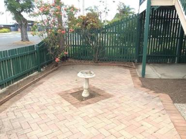 House For Sale - QLD - The Range - 4700 - Convenience & Character on The Range  (Image 2)