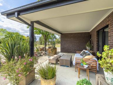 House For Sale - VIC - Wiseleigh - 3885 - MODERN COUNTRY LIVING AT ITS FINEST  (Image 2)