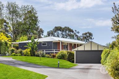 House For Sale - VIC - Tyabb - 3913 - Immaculate Living with Panoramic Views (Image 2)