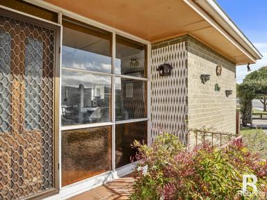 House For Lease - TAS - Rokeby - 7019 - Stylish and Low-Maintenance Living in Rokeby  (Image 2)
