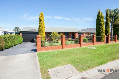 House For Sale - VIC - Eastwood - 3875 - Stunning Panoramic Views – Modern Comfort Meets Country Living  (Image 2)