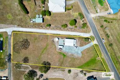 Residential Block For Sale - QLD - Araluen - 4570 - Quiet Rural Living Just Minutes from Town with Large Shed on 5510m2.  (Image 2)