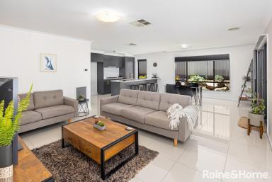 Villa For Sale - NSW - Gobbagombalin - 2650 - Quality Three Bedroom Villa  (Image 2)