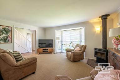 House For Sale - NSW - Glen Innes - 2370 - Charming Family Home with Outdoor Entertaining & More  (Image 2)