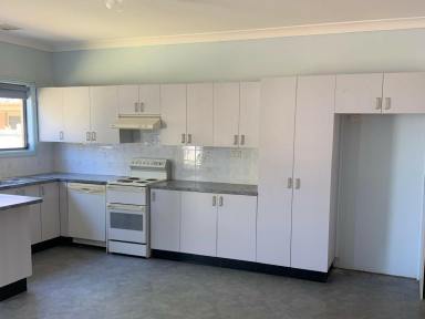 House Leased - NSW - Young - 2594 - Spacious 3 Bedroom Home  (Image 2)