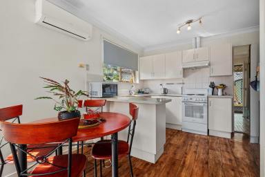 Unit For Sale - NSW - Raymond Terrace - 2324 - AFFORDABLE DUPLEX – GREAT INVESTMENT OR 1ST HOME!  (Image 2)