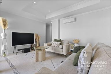 House For Sale - WA - Nollamara - 6061 - MODERN LIFESTYLE LIVING IN NOLLAMARA!  (Image 2)
