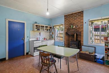 House For Sale - VIC - Noojee - 3833 - HANDYMAN'S CHALLENGE (Image 2)