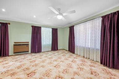House For Sale - VIC - Mildura - 3500 - ALL THE RIGHT FOUNDATIONS, SEE THE POTENTIAL  (Image 2)