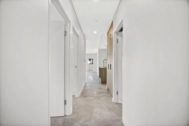 Block of Units For Lease - NT - Darwin City - 0800 - BRAND NEW APARTMENTS- AVALAIBLE FROM THE 12TH OF DECEMBER  (Image 2)