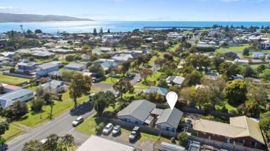 House For Sale - VIC - Apollo Bay - 3233 - WELCOME HOME  (Image 2)