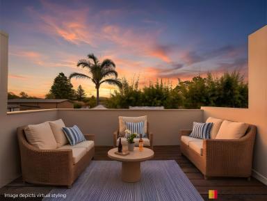 House For Sale - NSW - Batemans Bay - 2536 - Batemans Bay ....Executive Townhouse in a Prestigious Waterfront Precinct !  (Image 2)