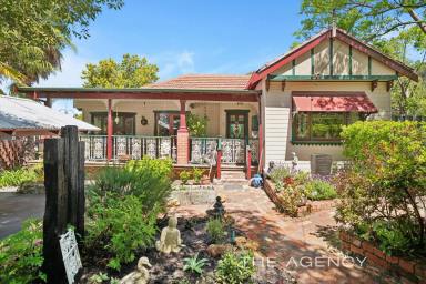 House For Sale - WA - Glen Forrest - 6071 - Where Character Meets Comfort in the Heart of the Hills  (Image 2)