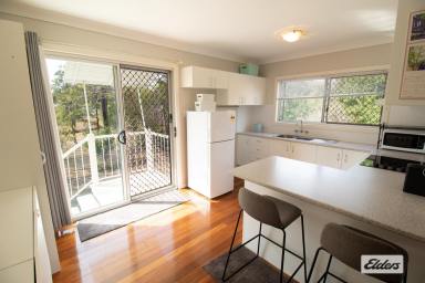 House For Sale - QLD - Laidley Heights - 4341 - Room for Everyone!  (Image 2)