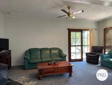 House For Sale - NSW - Khancoban - 2642 - STRONG INVESTMENT WITH LIFESTYLE APPEAL  (Image 2)