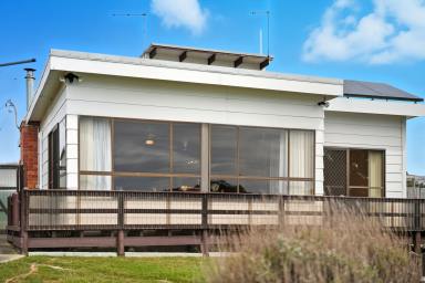House For Sale - TAS - Beauty Point - 7270 - Waterfront Property!  (Image 2)