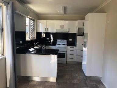 House For Lease - QLD - West Mackay - 4740 - COMFORTABLE 3 BEDROOM UNIT  (Image 2)