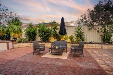 House For Sale - VIC - Wahgunyah - 3687 - Renovated Family Retreat Moments From The Murray River  (Image 2)