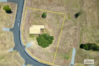 Residential Block For Sale - QLD - Nahrunda - 4570 - OAKRIDGE ESTATE - RENOVATOR?  (Image 2)