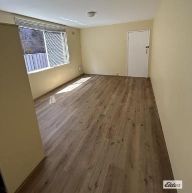 Unit For Lease - NSW - Wollongong - 2500 - ONE BEDROOM UNIT IN CBD  (Image 2)