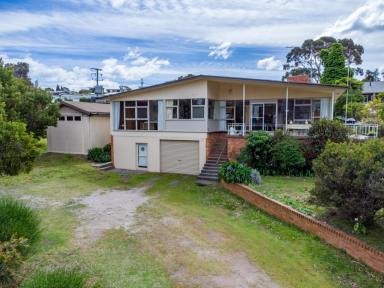 House For Sale - TAS - Coles Bay - 7215 - Location and Flexibility  (Image 2)