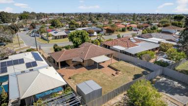 House For Sale - WA - Girrawheen - 6064 - Build Your Dream Project: R20/60 Zoned Development Site In Secluded Girrawheen Pocket!  (Image 2)