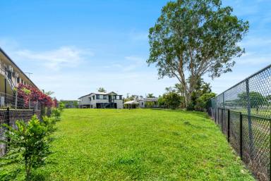 House For Sale - QLD - Goondi Hill - 4860 - Charming Queenslander with Big Block Potential!  (Image 2)