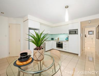 Apartment For Sale - WA - East Perth - 6004 - AMAZING APARTMENT WITH EXCEPTIONAL RENTAL POTENTIAL!  (Image 2)