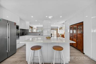House For Sale - WA - Kardinya - 6163 - Easy Living in an Effortless Location  (Image 2)