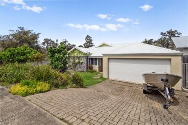 House For Sale - WA - Margaret River - 6285 - Large family home in perfect location  (Image 2)