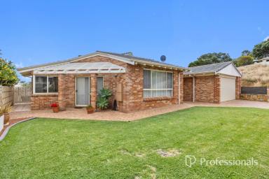 House For Sale - WA - Bunbury - 6230 - Watch the Sunset Over the Ocean  (Image 2)