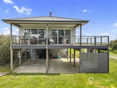 House For Sale - VIC - Walkerville - 3956 - FARMLAND OUTLOOK HOLIDAY HOME  (Image 2)