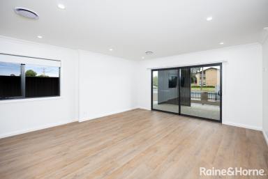 House For Sale - NSW - Wagga Wagga - 2650 - Brand New Three Bedroom Central Townhouse  (Image 2)