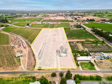 House Auction - VIC - Nichols Point - 3501 - Perfect Location on 4.5Ha (Image 2)