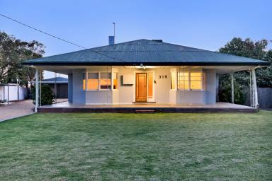 House For Sale - VIC - Mildura - 3500 - Charming Family Home on a Generous 1537m² Allotment  (Image 2)