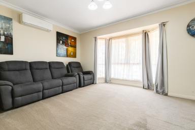 House For Sale - VIC - Mildura - 3500 - Space, Warmth, and Functionality - The Perfect Family Package  (Image 2)
