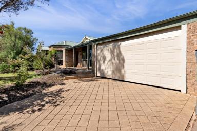 House For Sale - VIC - Mildura - 3500 - Smart Investment In A Highly Sought-After Location  (Image 2)